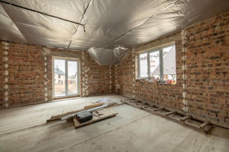 Maison neuve en b&eacute;ton ou brique, comment bien choisir ?